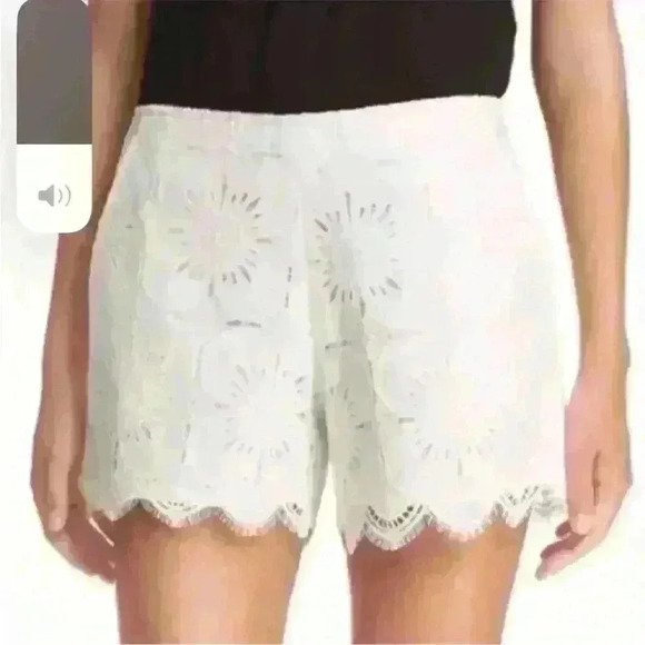 Trina Turk, white shorts, size 6 with beautiful lacing and pockets - Picture 2 of 8